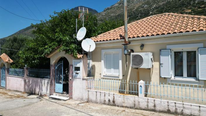 Image No.2-3 Bed House for sale