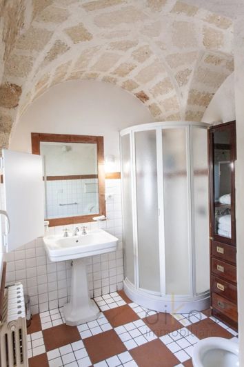 Image No.27-4 Bed House for sale
