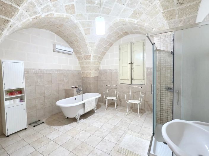 Image No.22-4 Bed Villa for sale