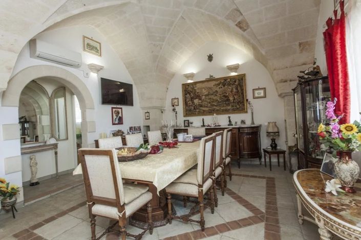 Image No.7-5 Bed Villa for sale