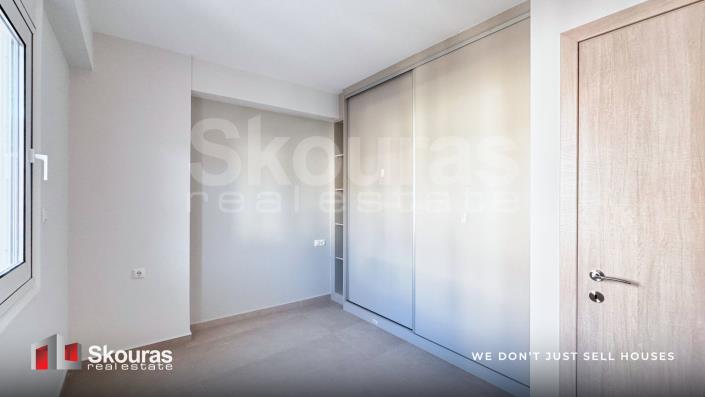 Image No.13-3 Bed House for sale