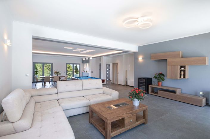 Image No.7-4 Bed House for sale