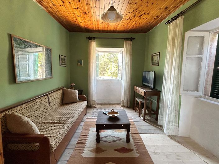 Image No.13-3 Bed House for sale