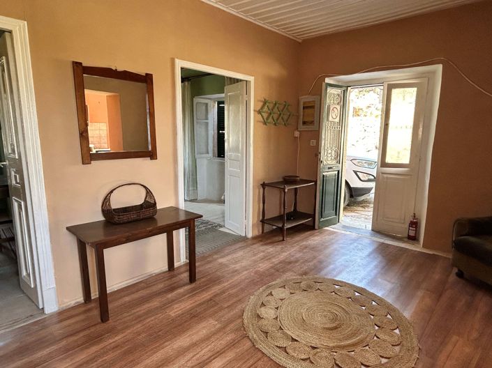 Image No.7-3 Bed House for sale