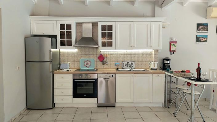 Image No.7-2 Bed House for sale