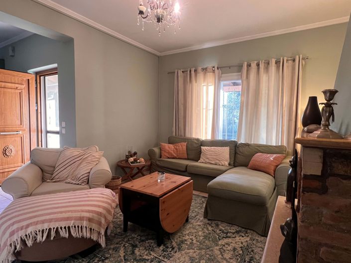 Image No.7-3 Bed House for sale