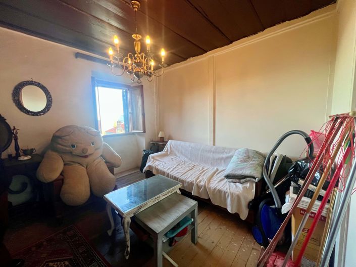 Image No.9-3 Bed House for sale