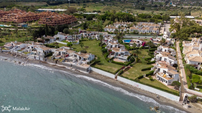 Image No.4-Villa de 2 chambres à vendre à Estepona