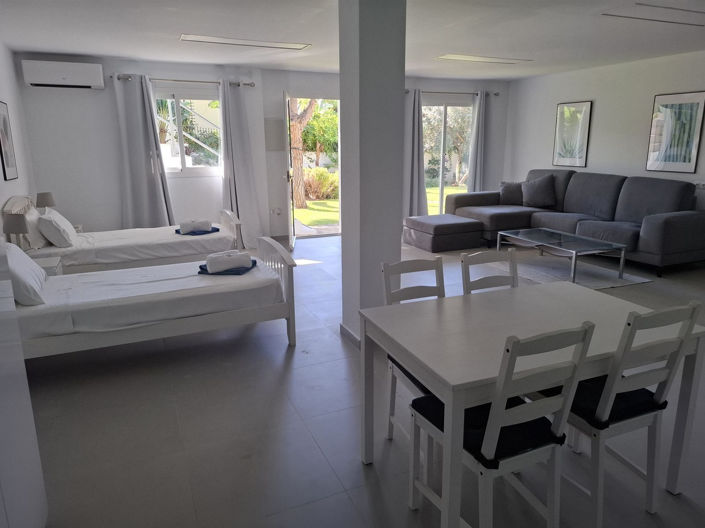 Image No.49-5 Bed Villa for sale