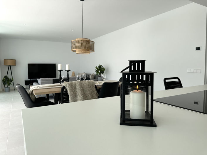 Image No.11-3 Bed Apartment for sale