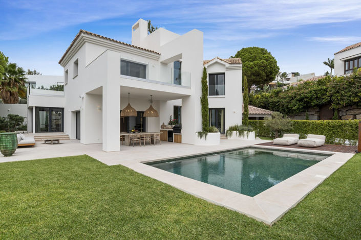 Image No.3-4 Bed Villa for sale
