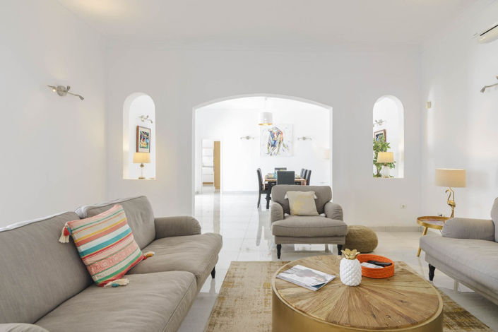 Image No.14-4 Bed Villa for sale