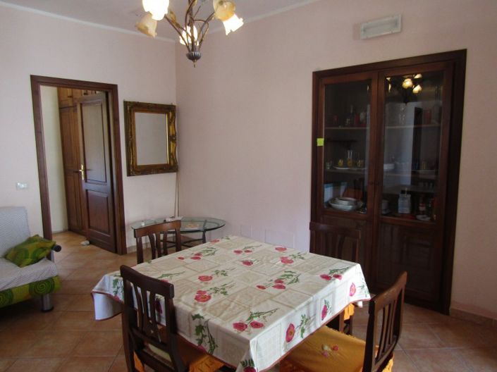 Image No.6-2 Bed Property for sale