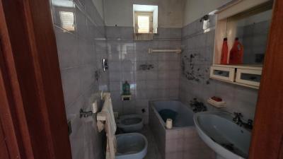 Bathroom1