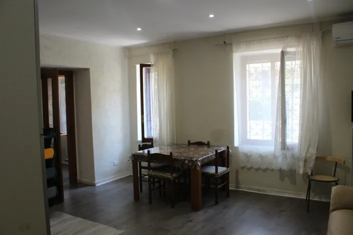Image No.8-3 Bed Apartment for sale