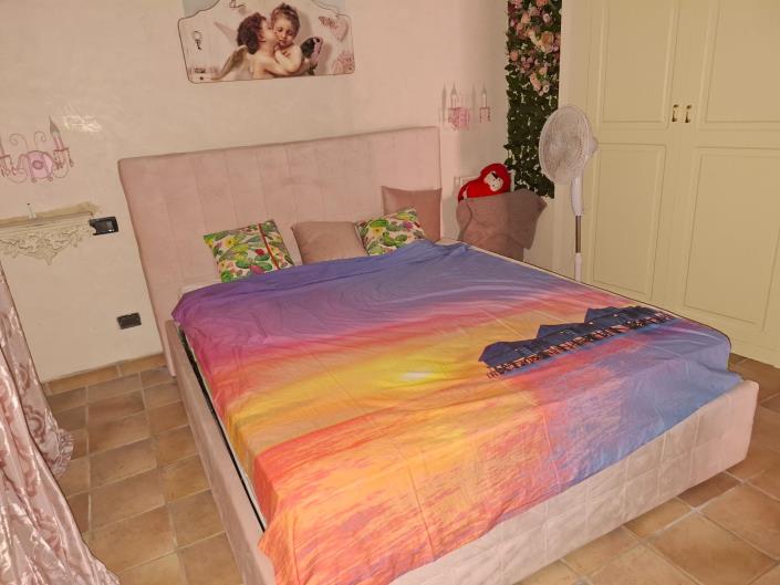 Image No.12-1 Bed Townhouse for sale