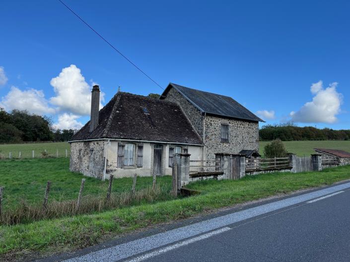 Image No.3-Ferme de 1 chambre à vendre à Saint-Germain-les-Belles