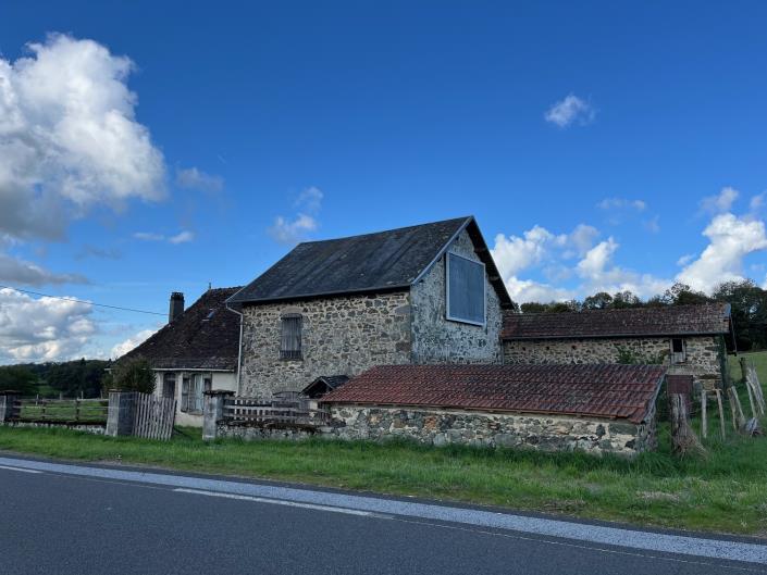 Image No.6-Ferme de 1 chambre à vendre à Saint-Germain-les-Belles