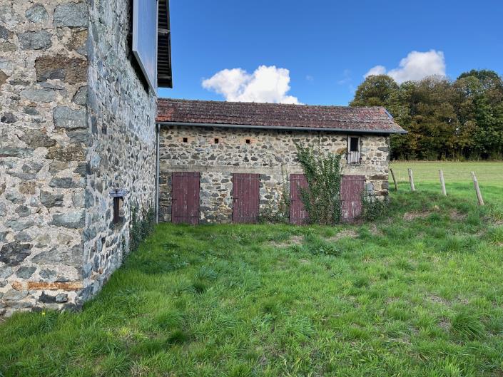 Image No.14-Ferme de 1 chambre à vendre à Saint-Germain-les-Belles