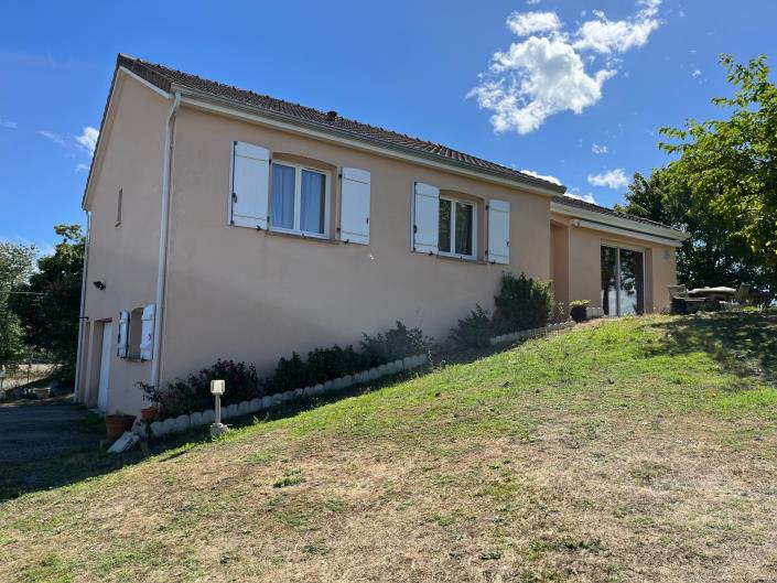 Image No.2-3 Bed Villa / Detached for sale