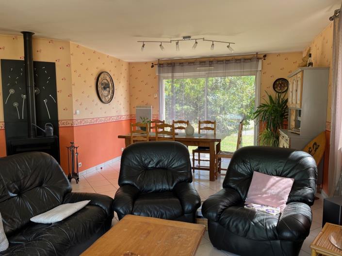 Image No.8-3 Bed Villa / Detached for sale