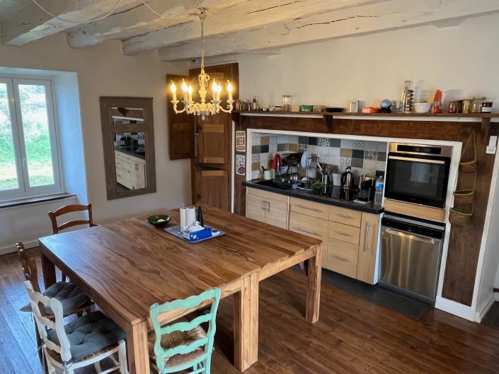 Image No.30-3 Bed Country House for sale