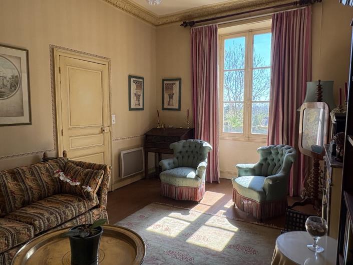 Image No.4-5 Bed Village House for sale