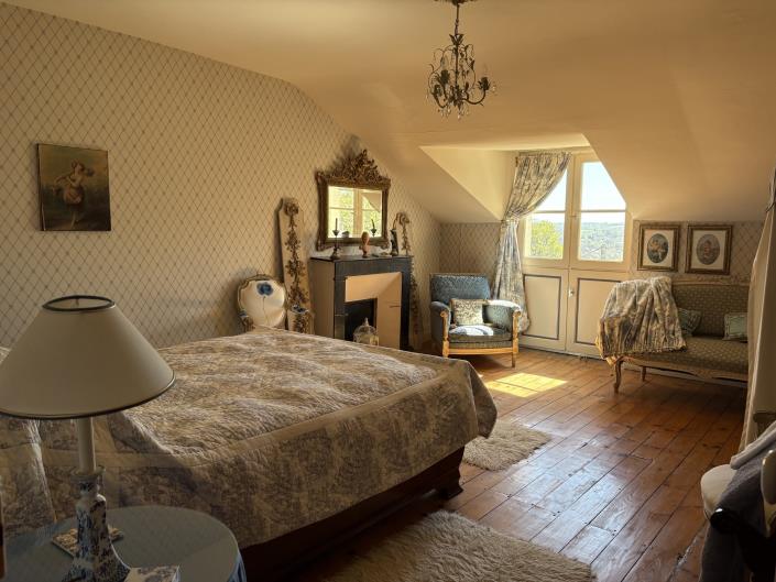 Image No.17-5 Bed Village House for sale