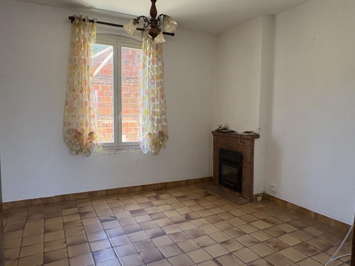 Image No.8-4 Bed Village House for sale