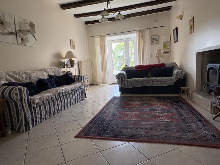 Image No.5-2 Bed House for sale