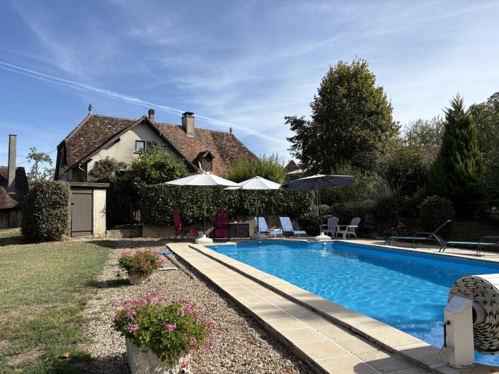 Image No.4-3 Bed Country Property for sale