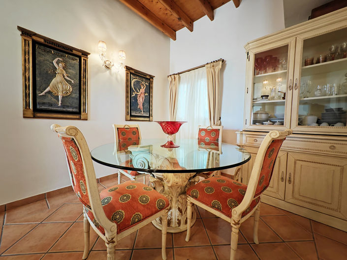 Image No.3-Villa de 4 chambres à vendre à Marbella