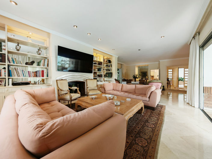 Image No.3-Villa de 5 chambres à vendre à Marbella