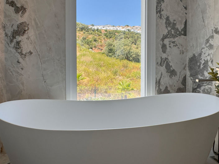 Image No.24-4 Bed Villa for sale