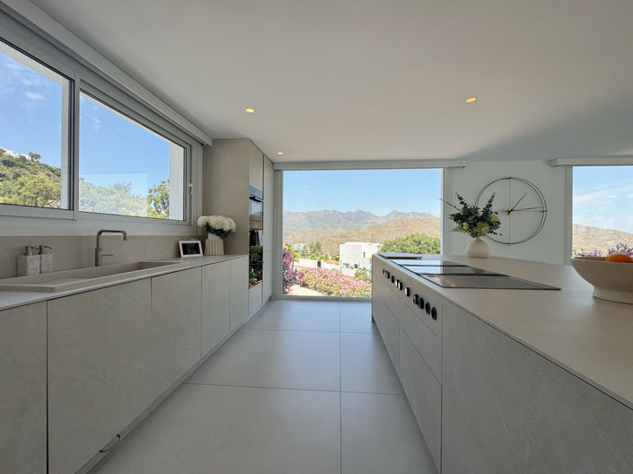 Image No.8-4 Bed Villa for sale