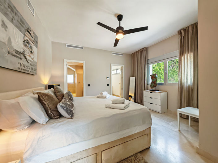 Image No.5-Villa de 3 chambres à vendre à Marbella