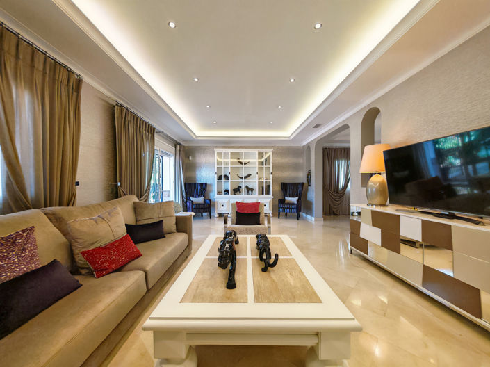 Image No.3-Villa de 4 chambres à vendre à Marbella