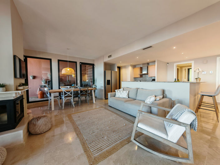 Image No.4-3 Bed Property for sale
