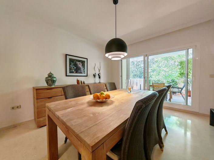 Image No.2-2 Bed Property for sale