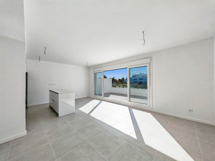 Image No.2-Appartement de 2 chambres à vendre à Estepona