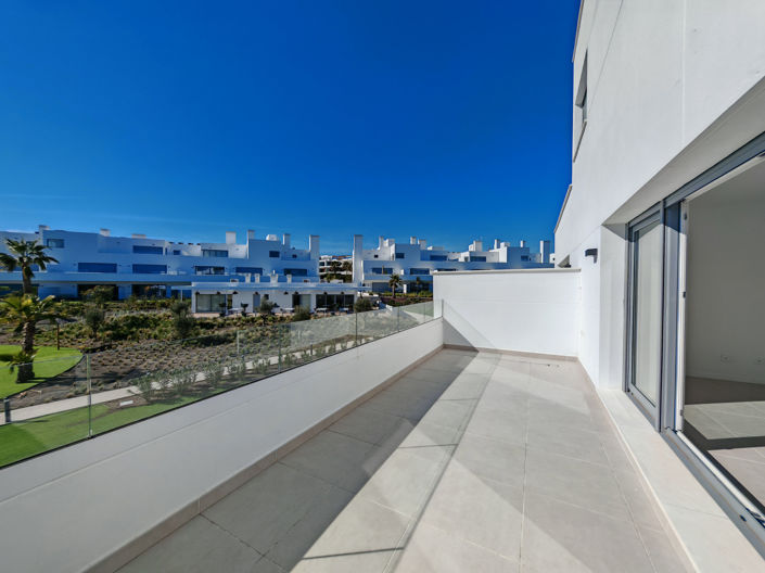 Image No.9-Appartement de 2 chambres à vendre à Estepona
