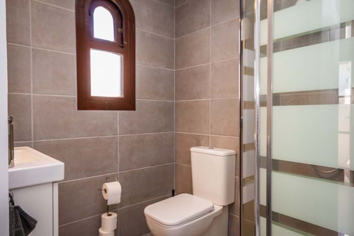 Image No.13-2 Bed Apartment for sale