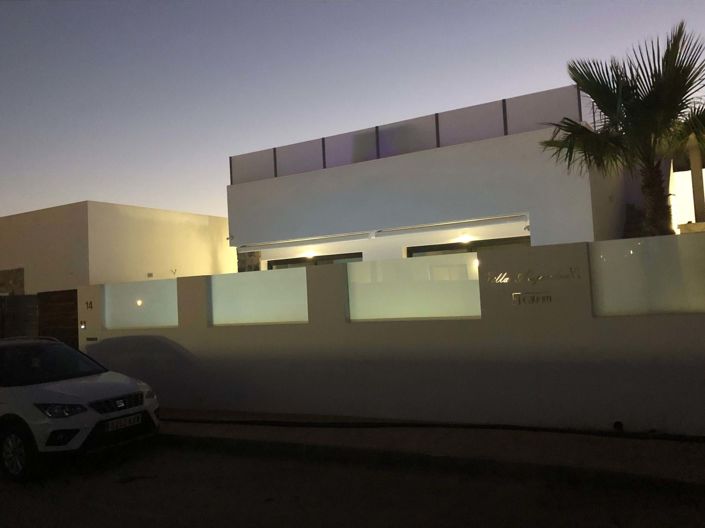 Image No.18-3 Bed Townhouse for sale