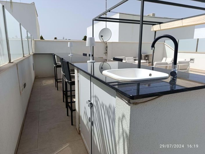 Image No.6-3 Bed Townhouse for sale