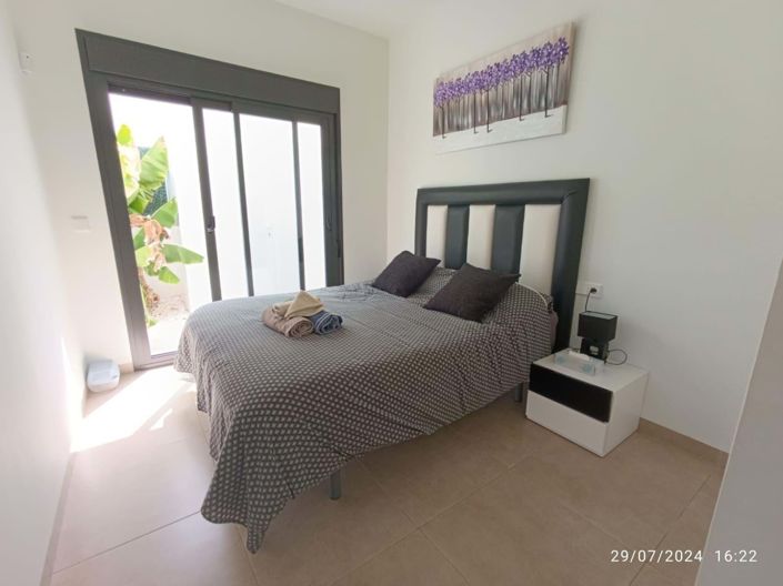 Image No.9-3 Bed Townhouse for sale