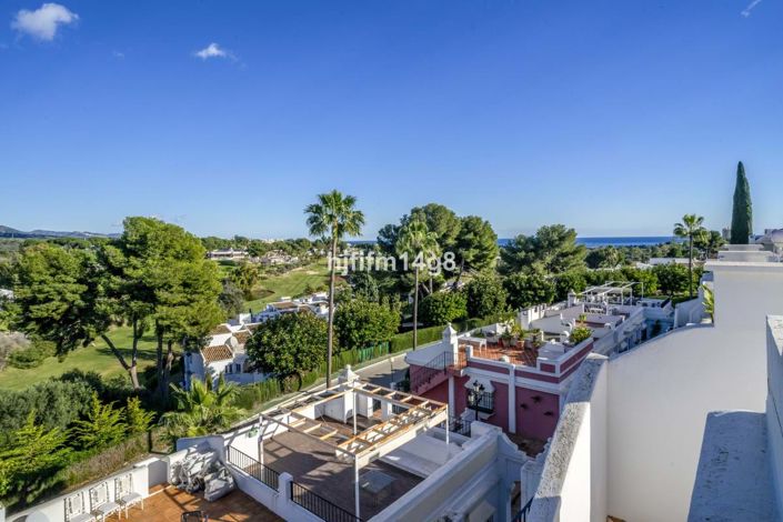Image No.2-Maison de ville de 3 chambres à vendre à Marbella