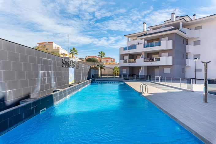 Image No.22-2 Bed Apartment for sale