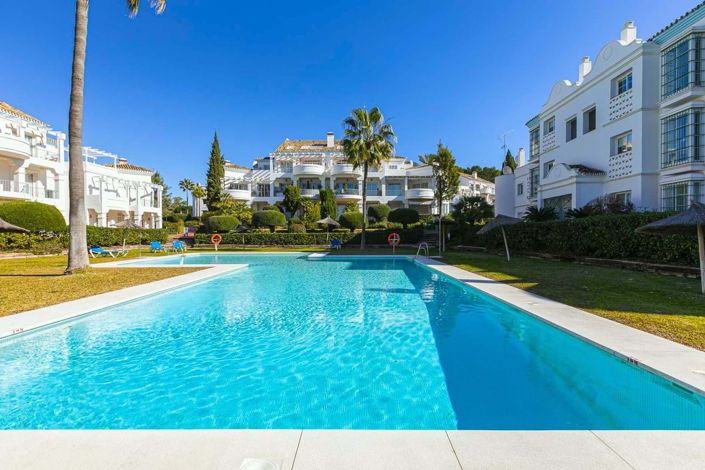 Image No.6-Maison de ville de 4 chambres à vendre à Marbella