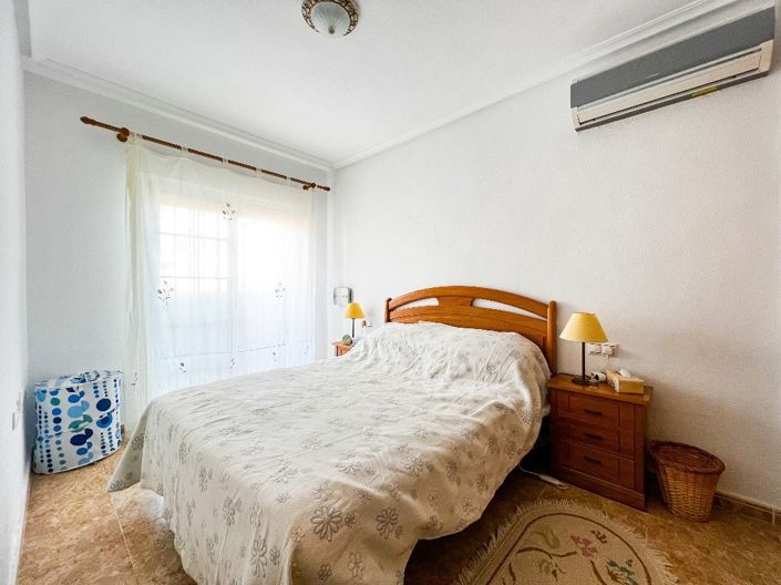 Image No.17-3 Bed Townhouse for sale
