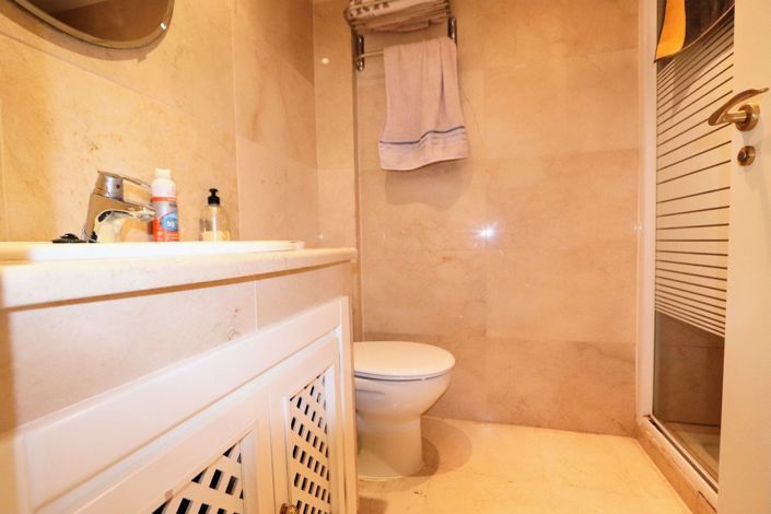 Image No.16-2 Bed Apartment for sale